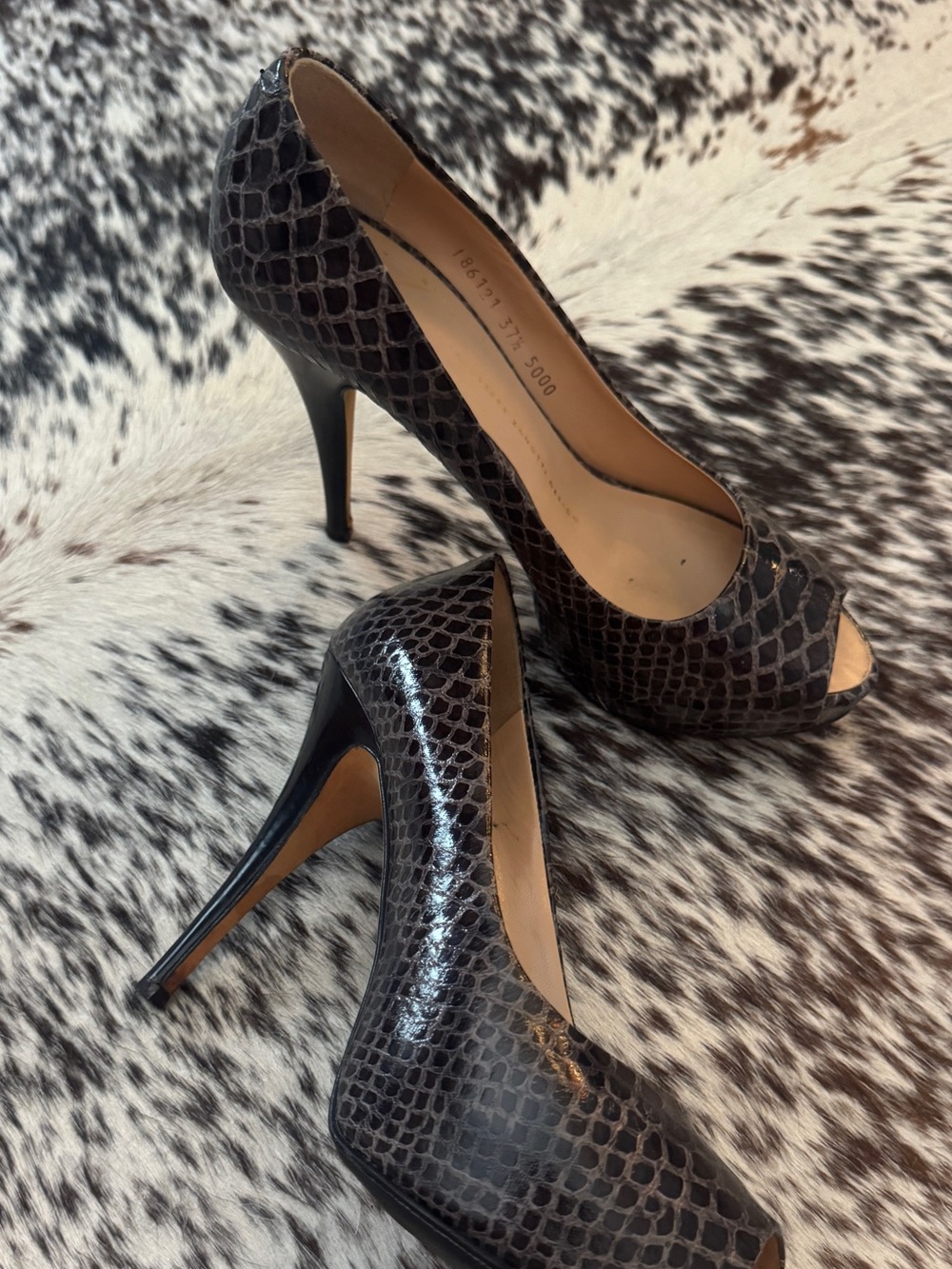 Giuseppe Zanotti Gunmetal Python Embossed Pumps Size 7.5